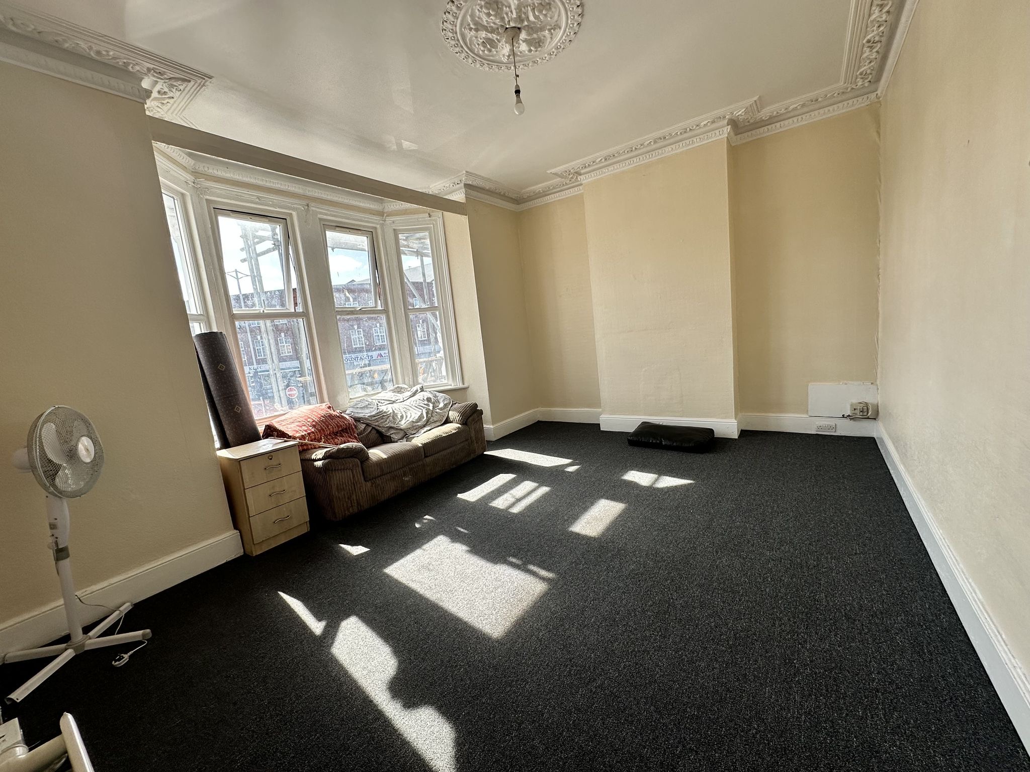 property primary image