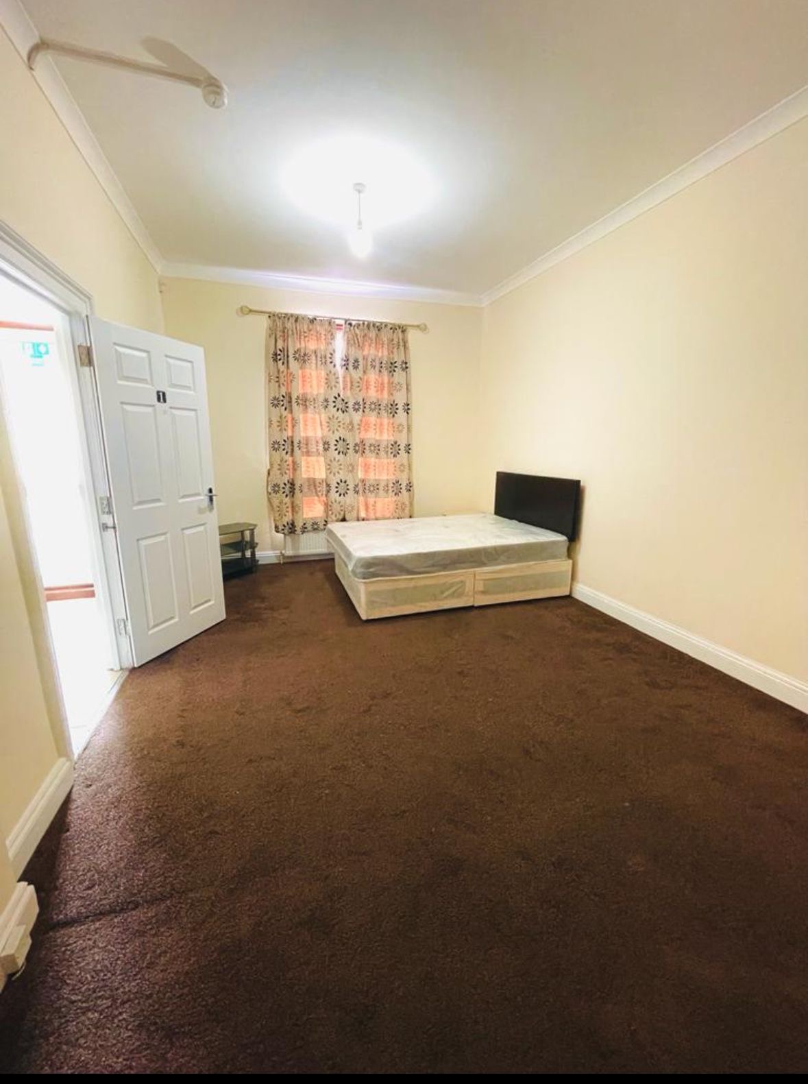 property primary image