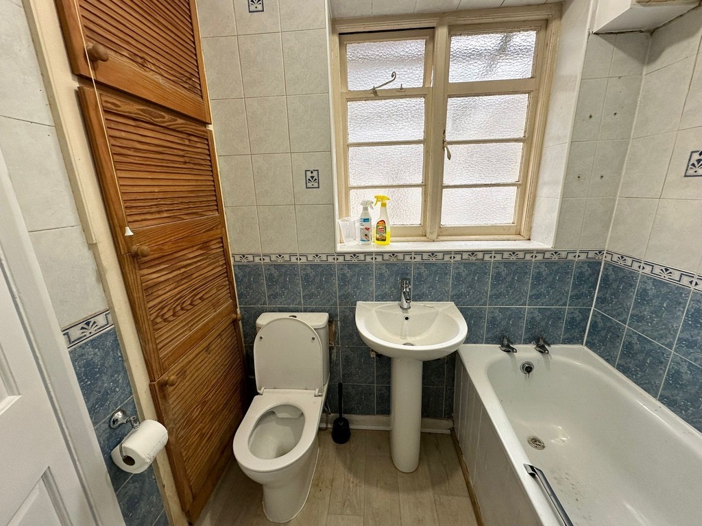 property primary image