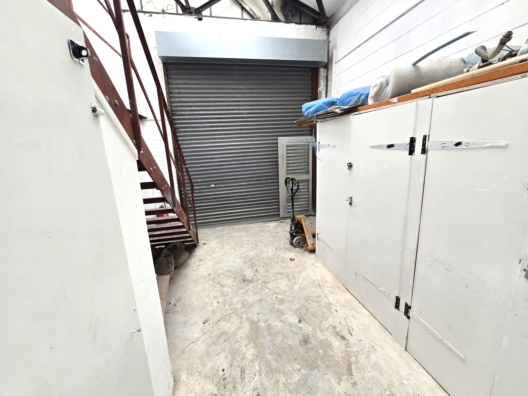 property primary image