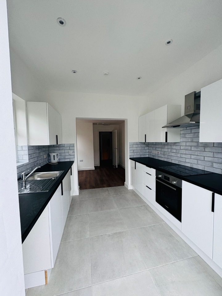 property primary image