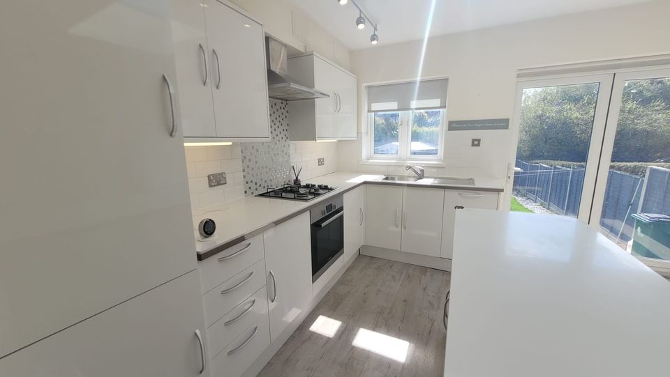 property primary image