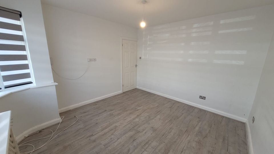 property primary image