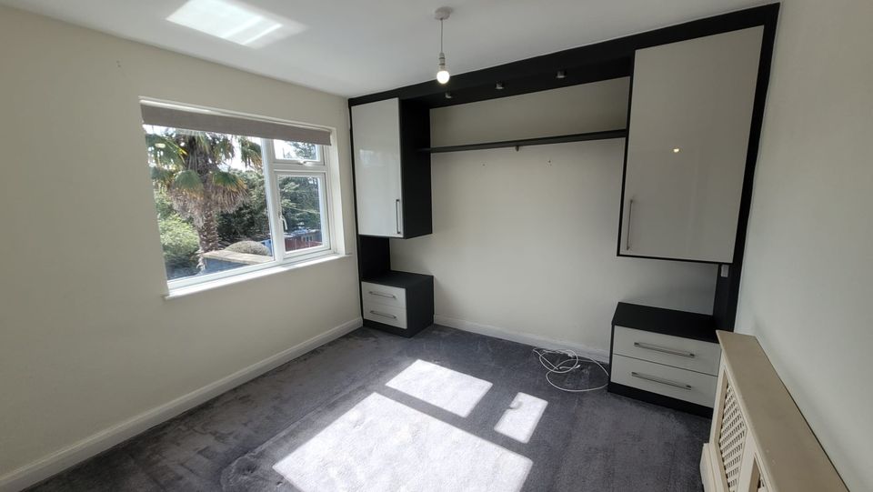 property primary image