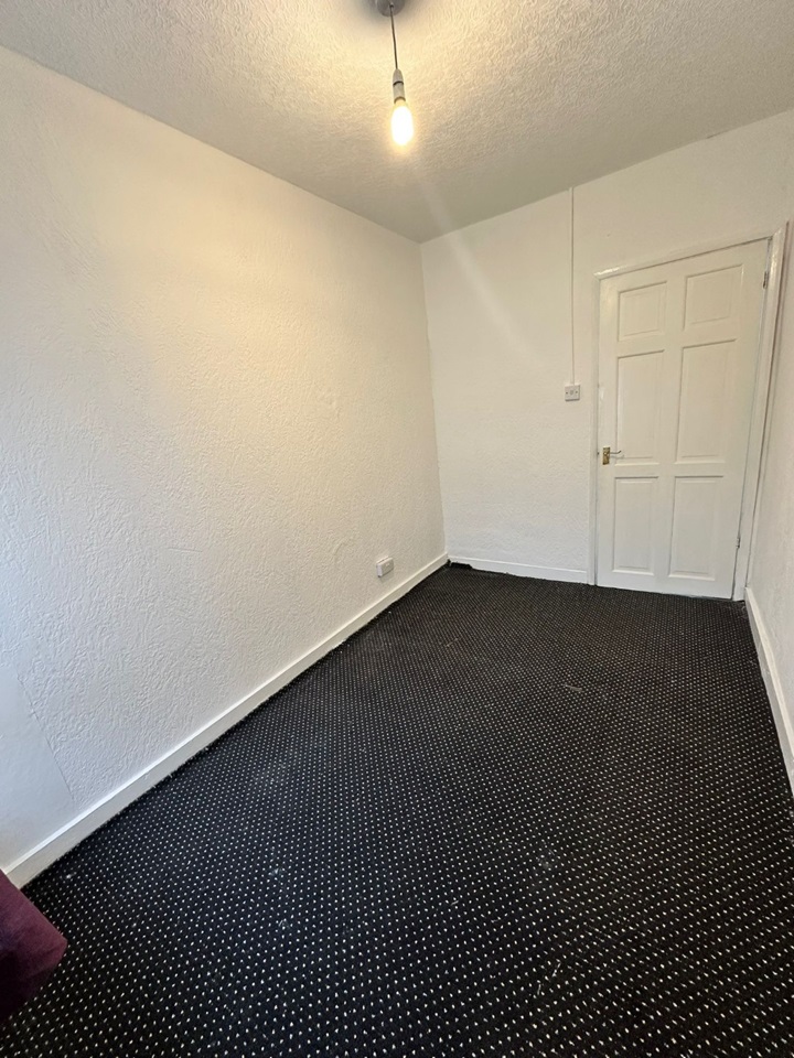 property primary image