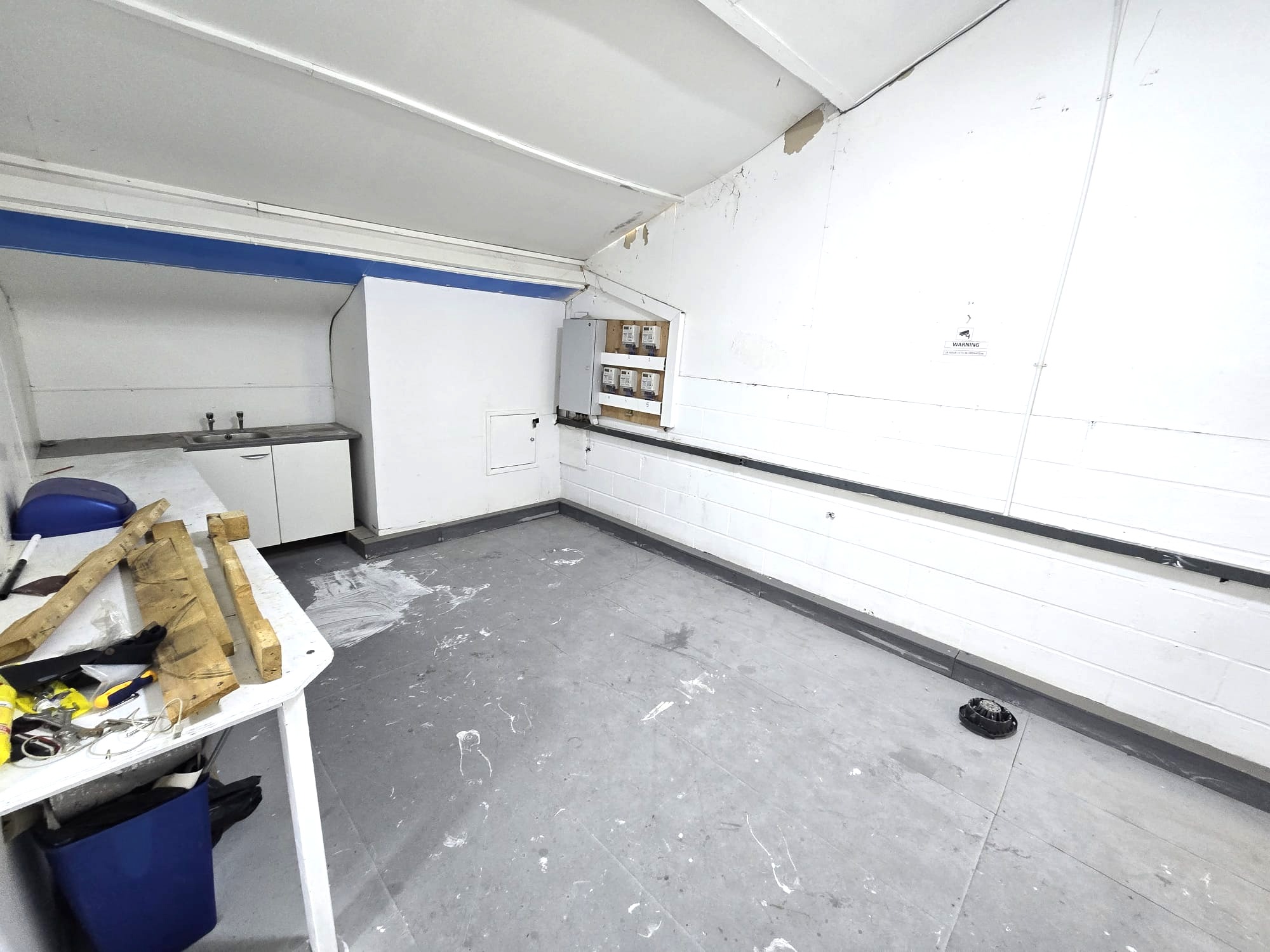 property primary image