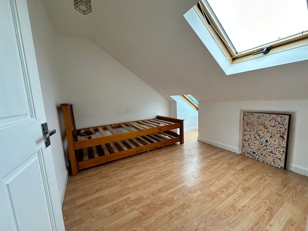 property primary image