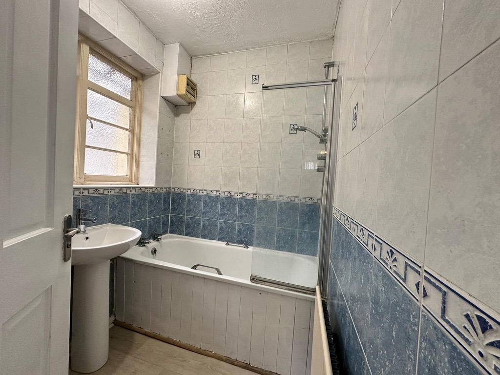 property primary image