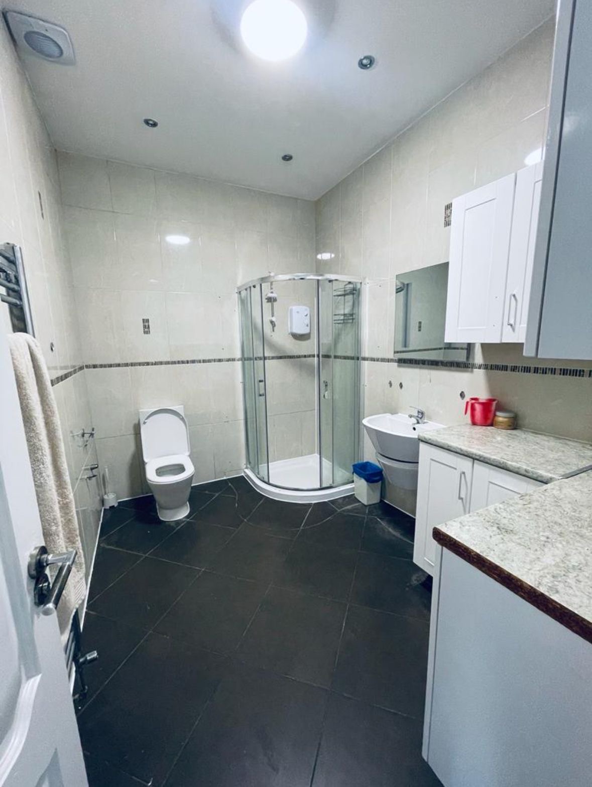 property primary image