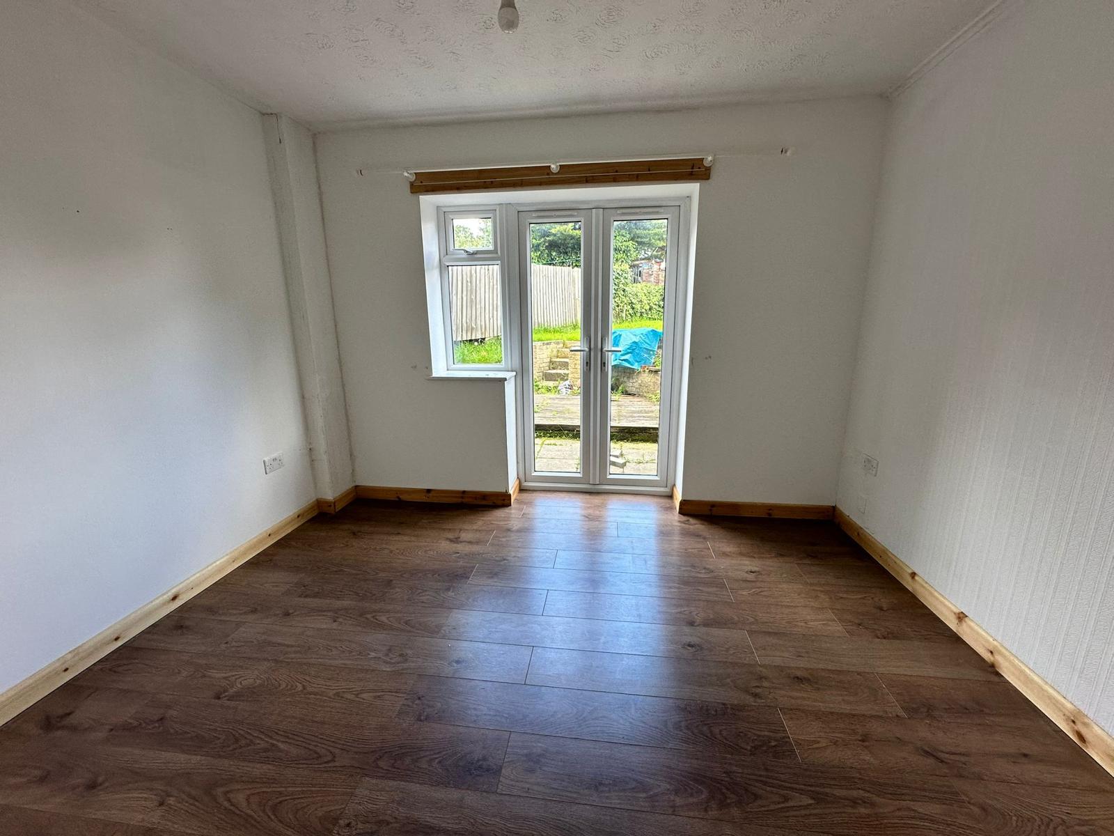 property primary image