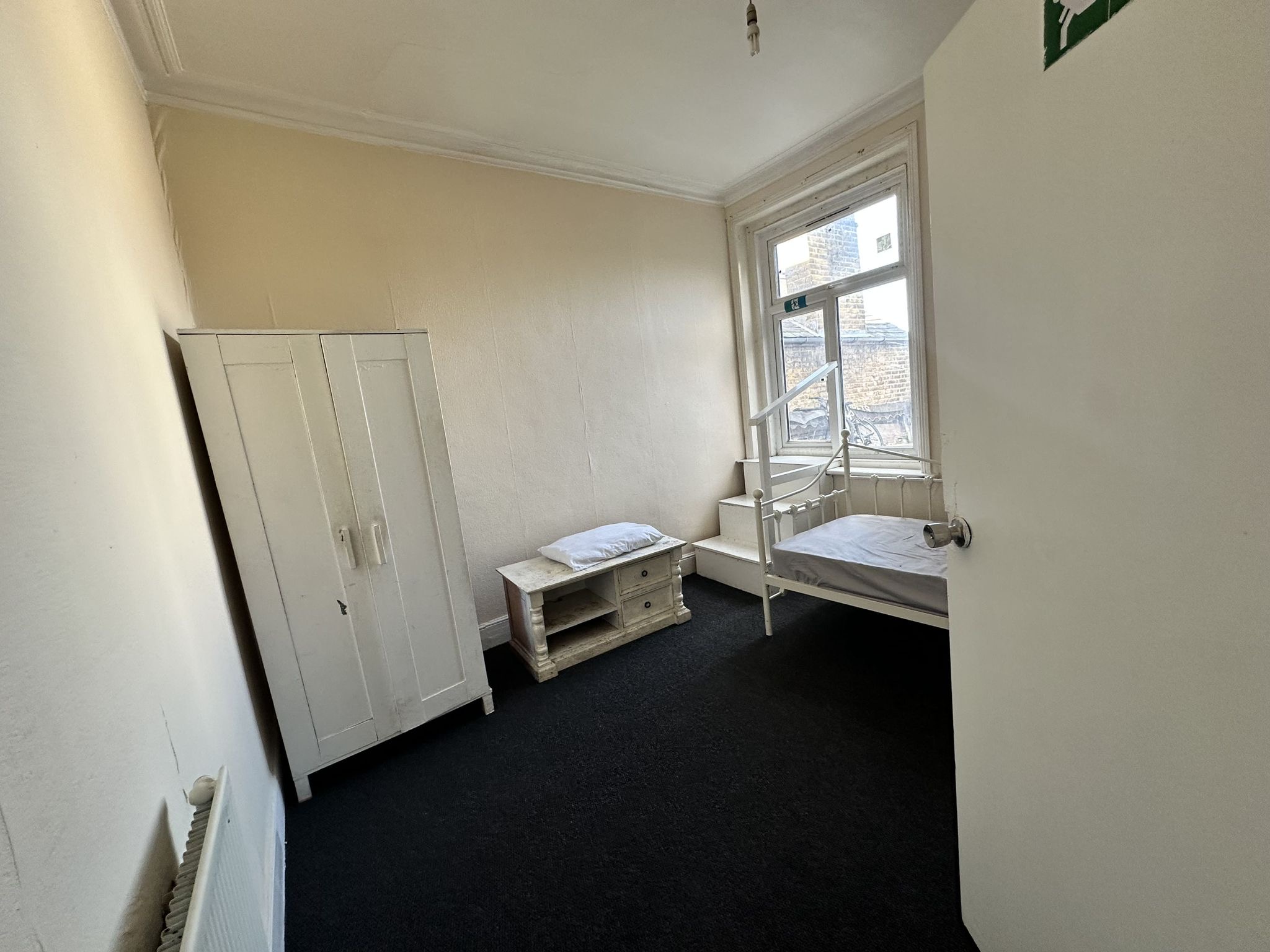 property primary image