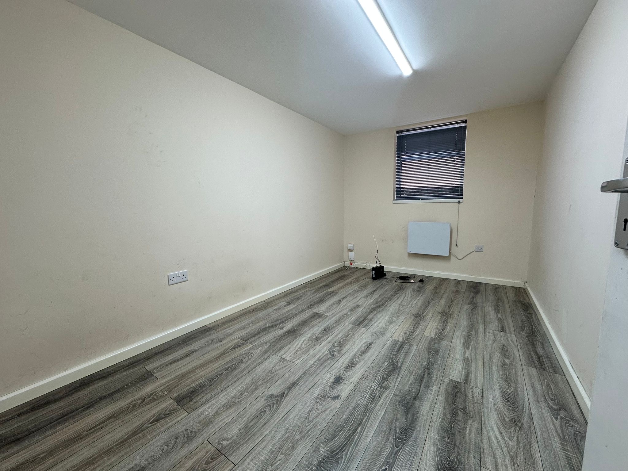 property primary image