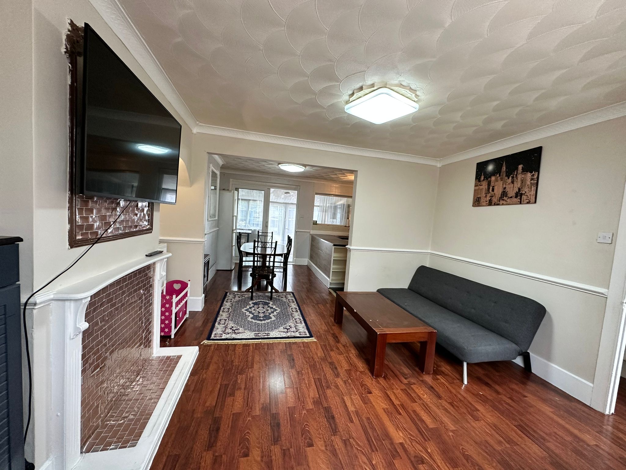 property primary image