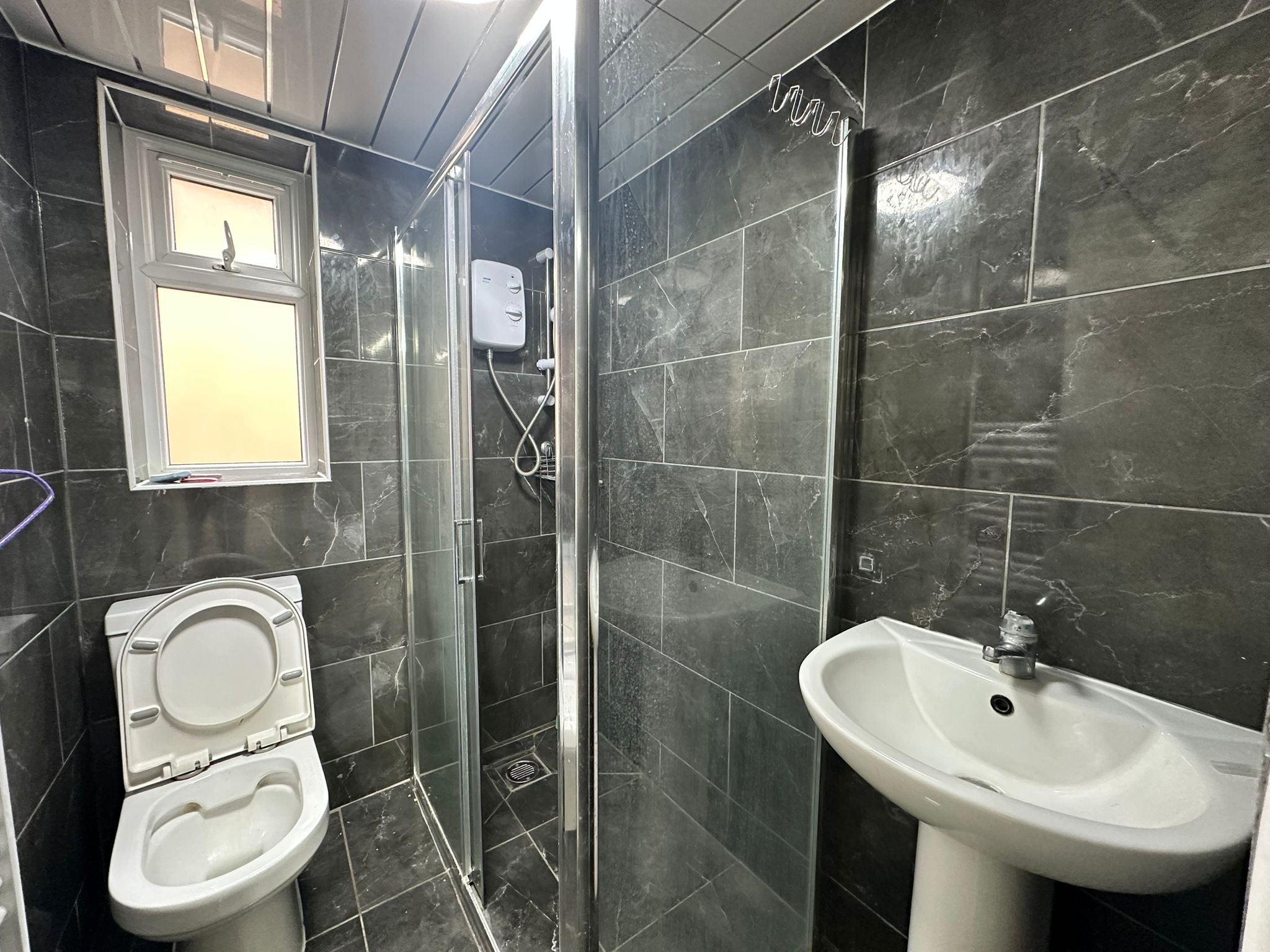 property primary image