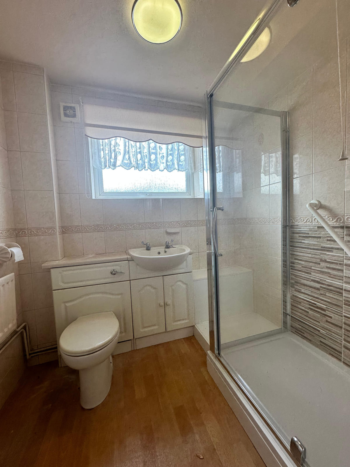 property primary image