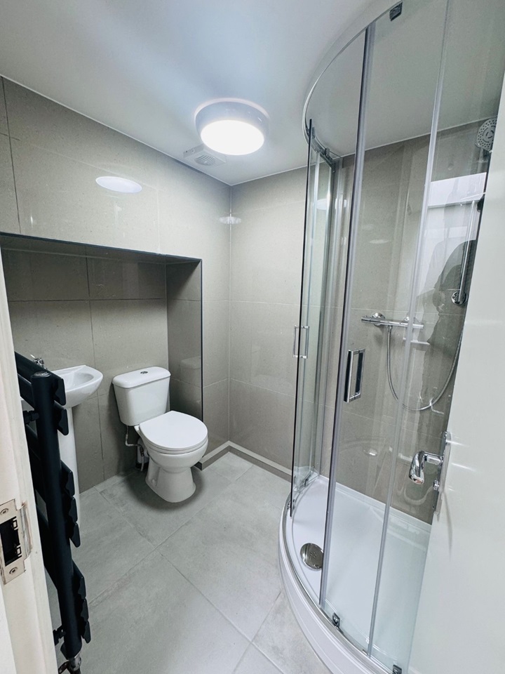 property primary image