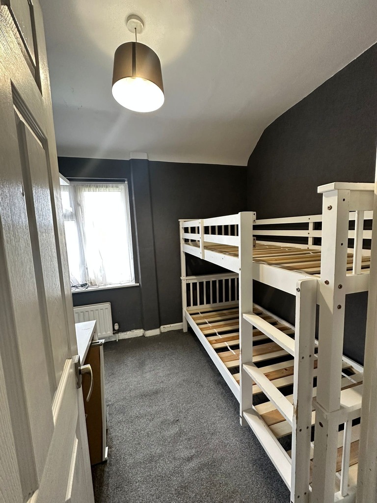 property primary image