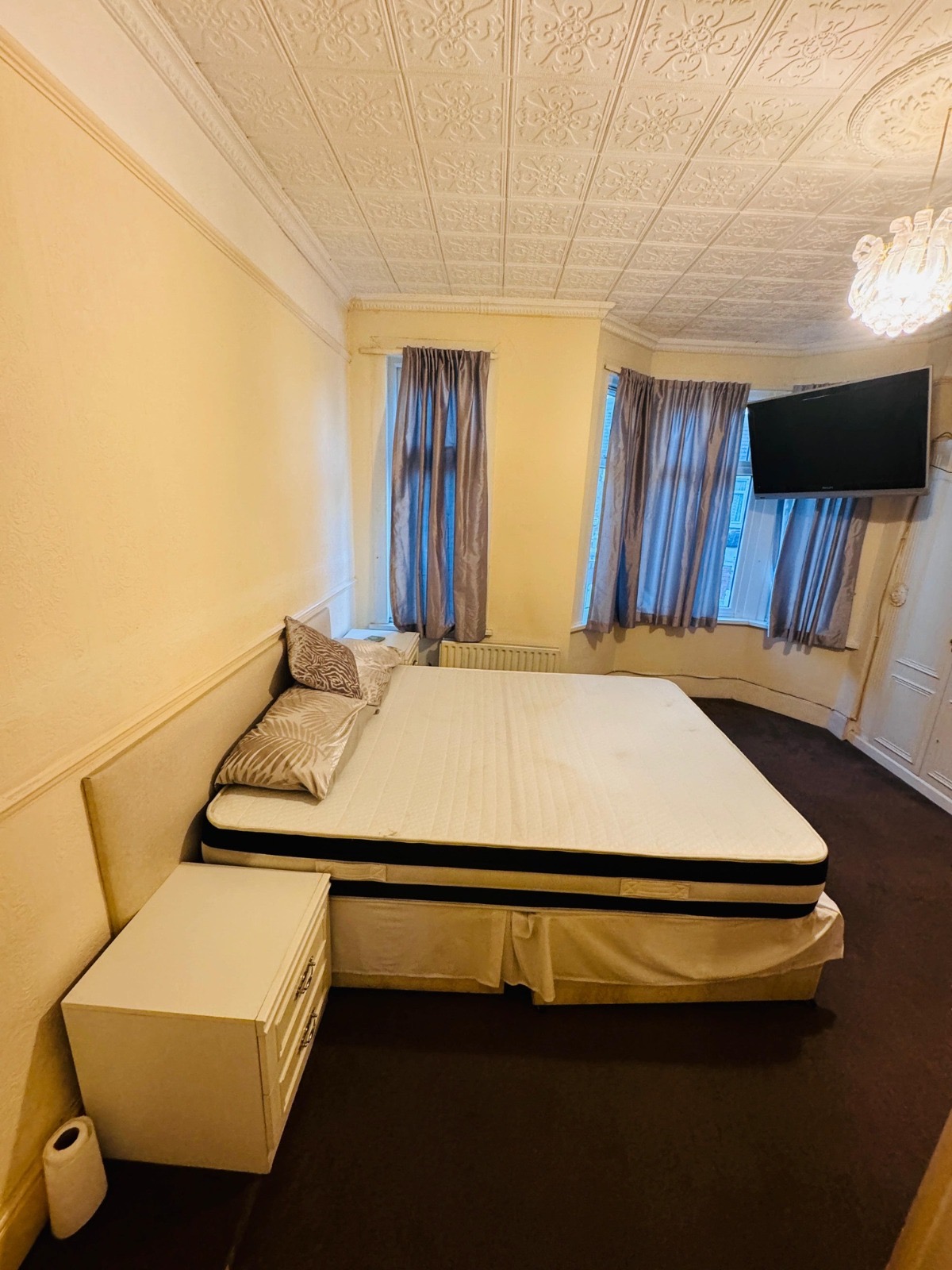 property primary image