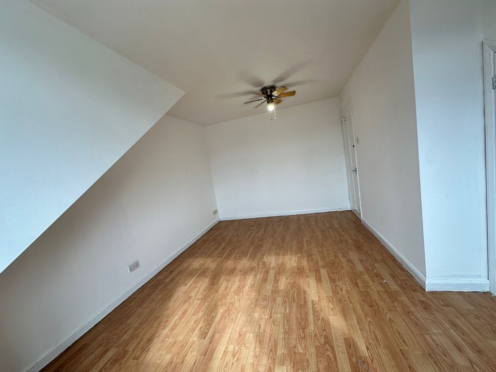 property primary image