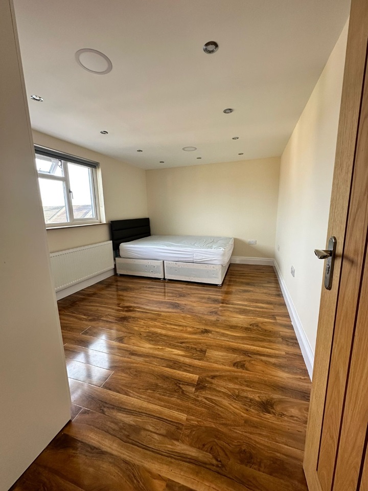 property primary image