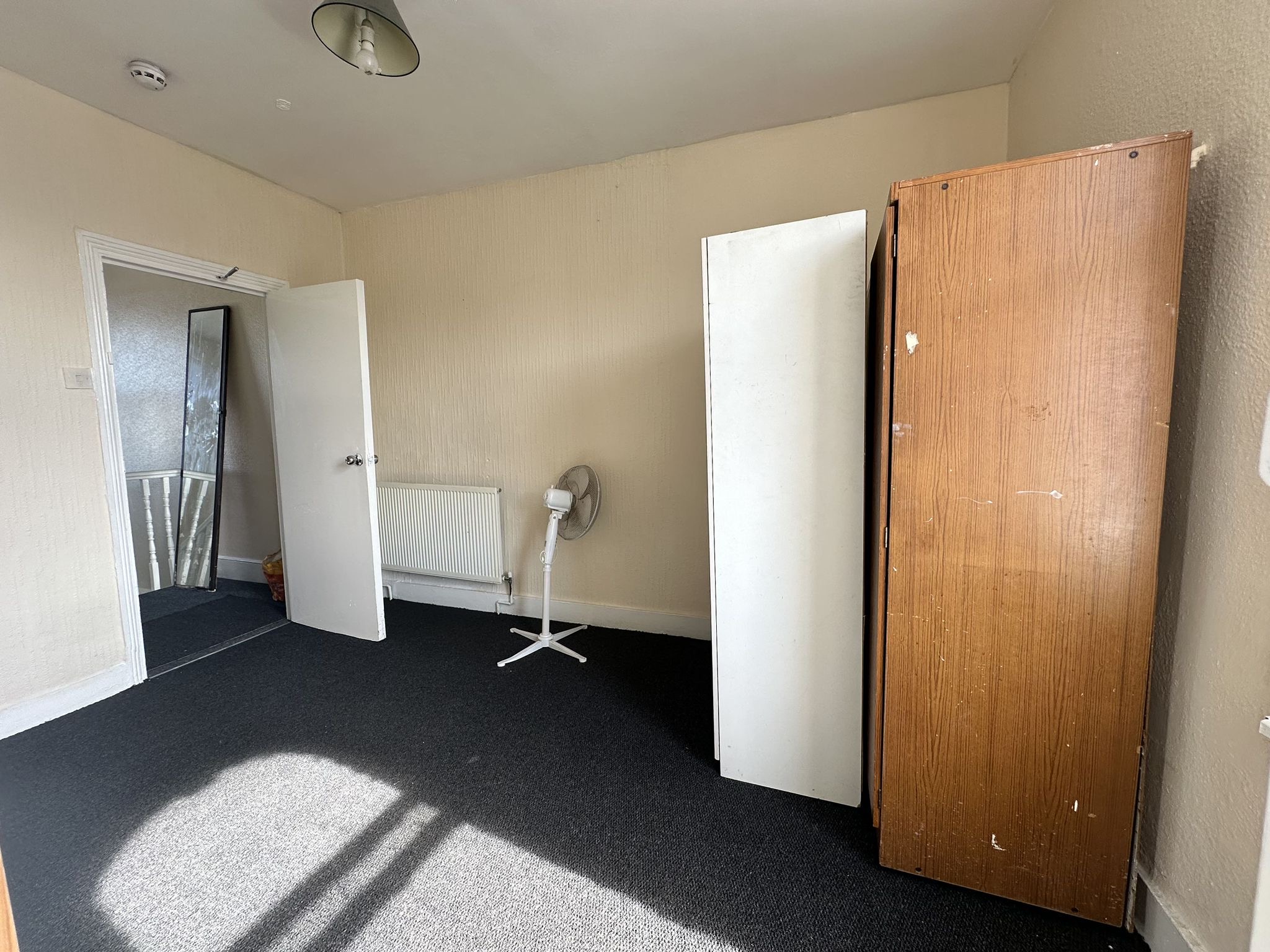 property primary image