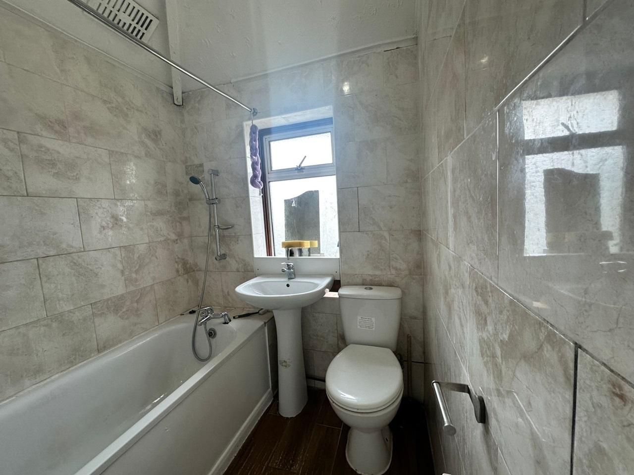 property primary image