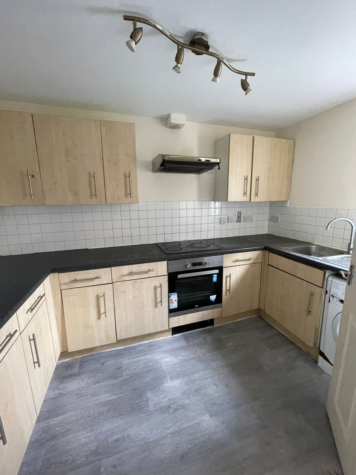 property primary image