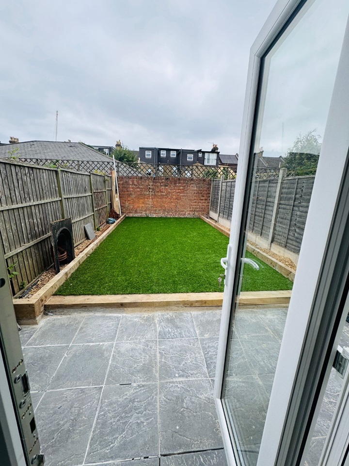 property primary image