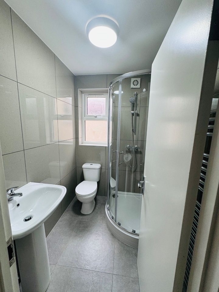 property primary image