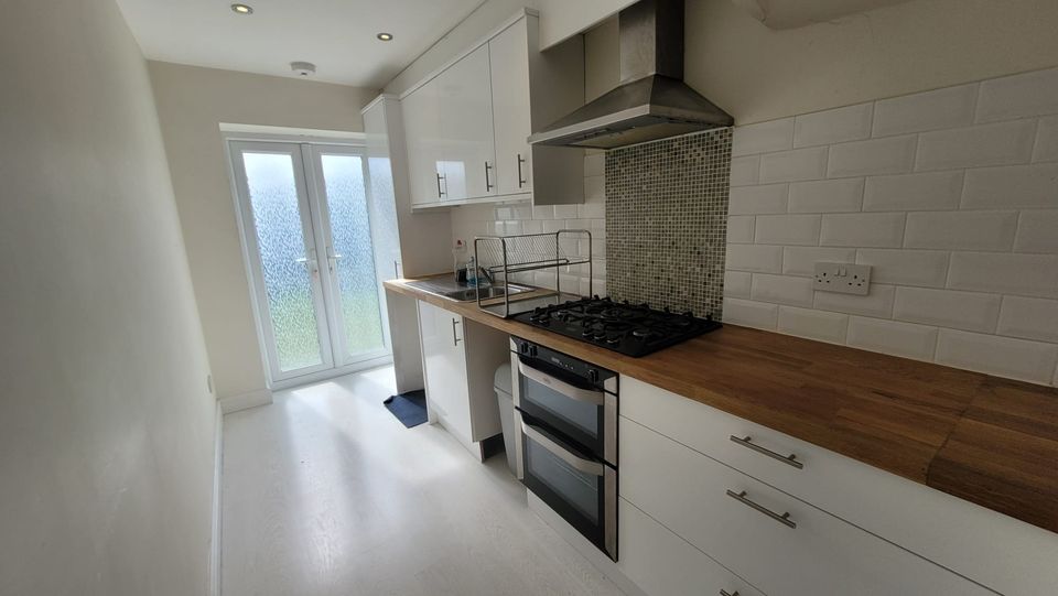 property primary image