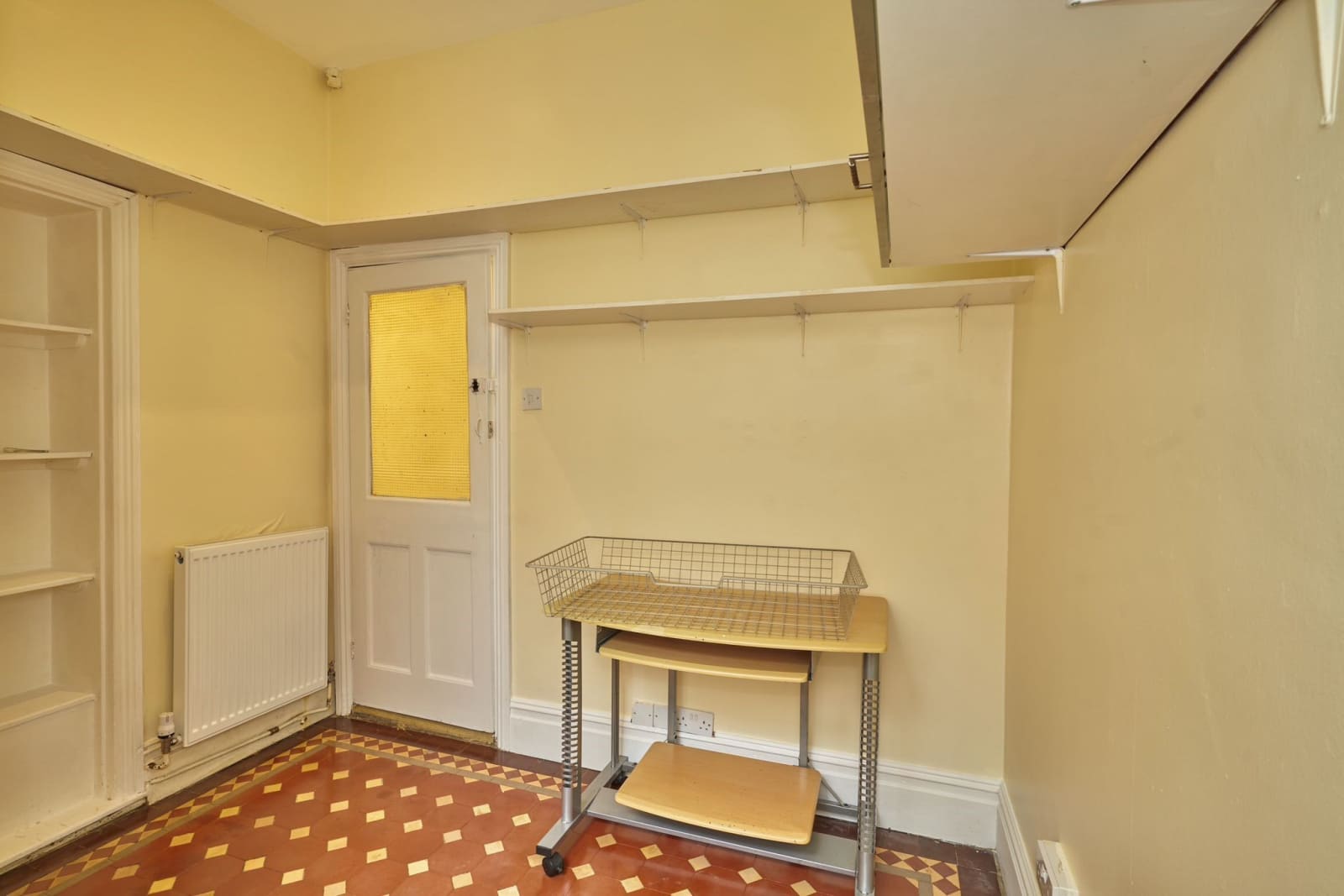 property primary image