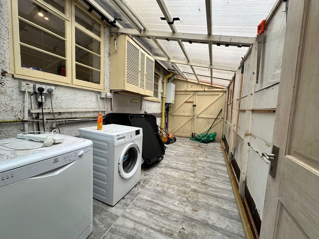 property primary image