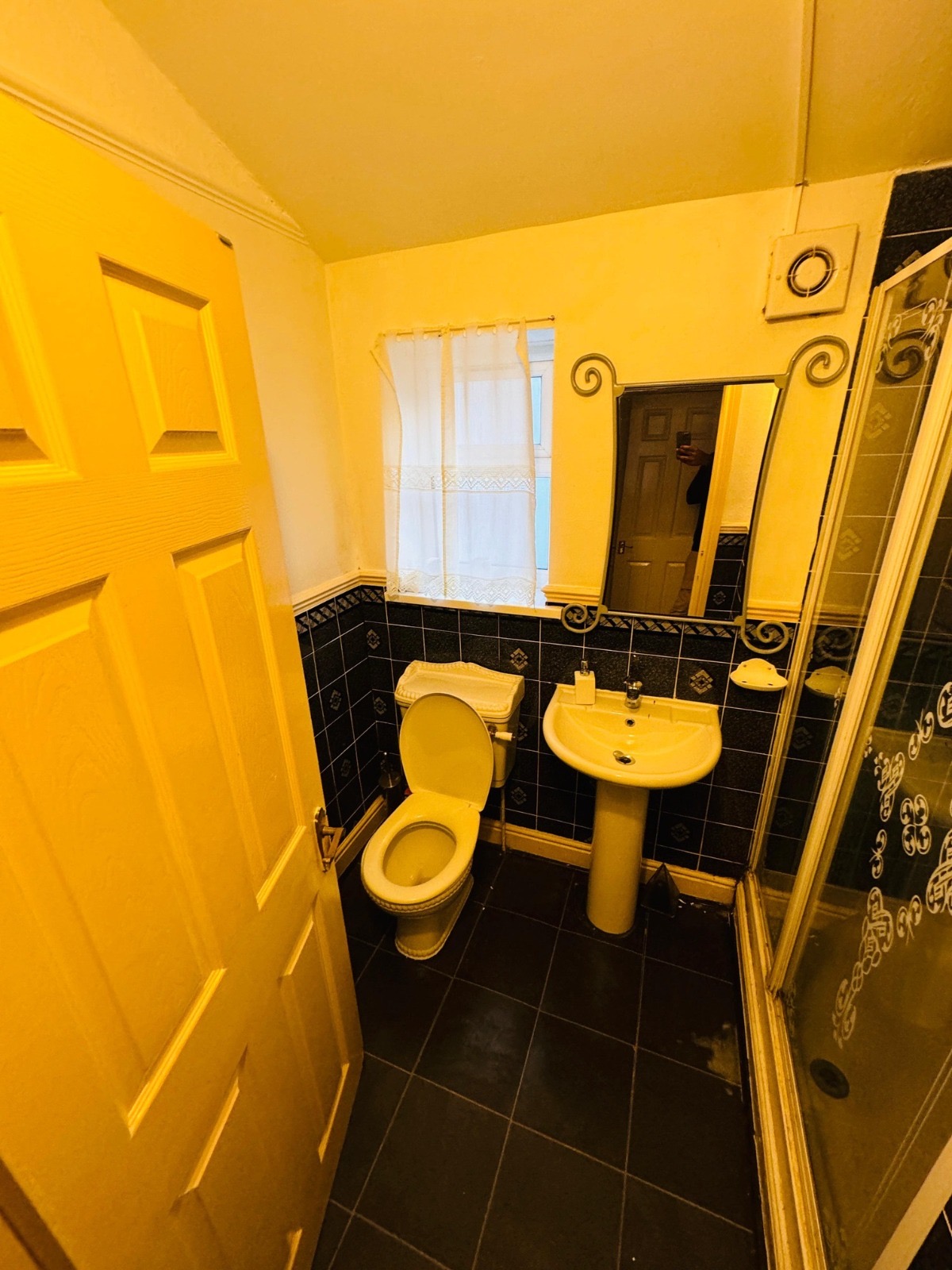 property primary image