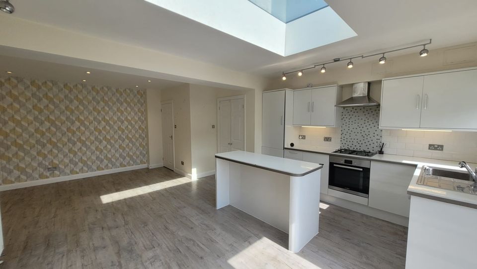 property primary image