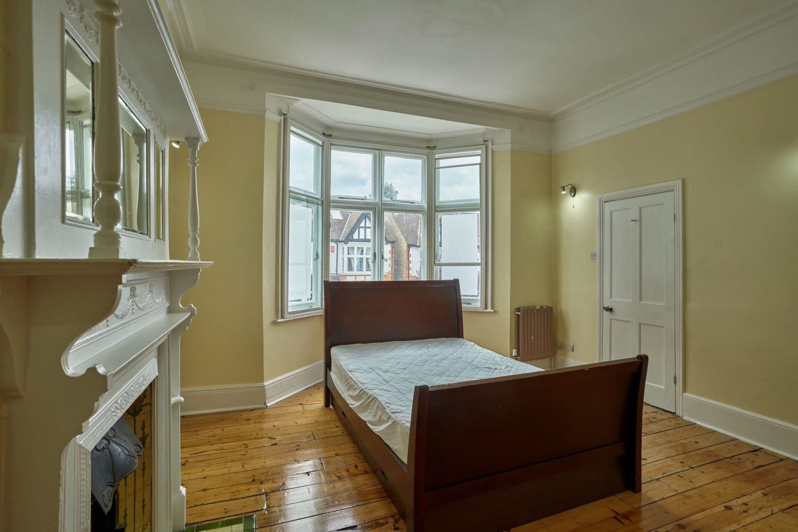 property primary image